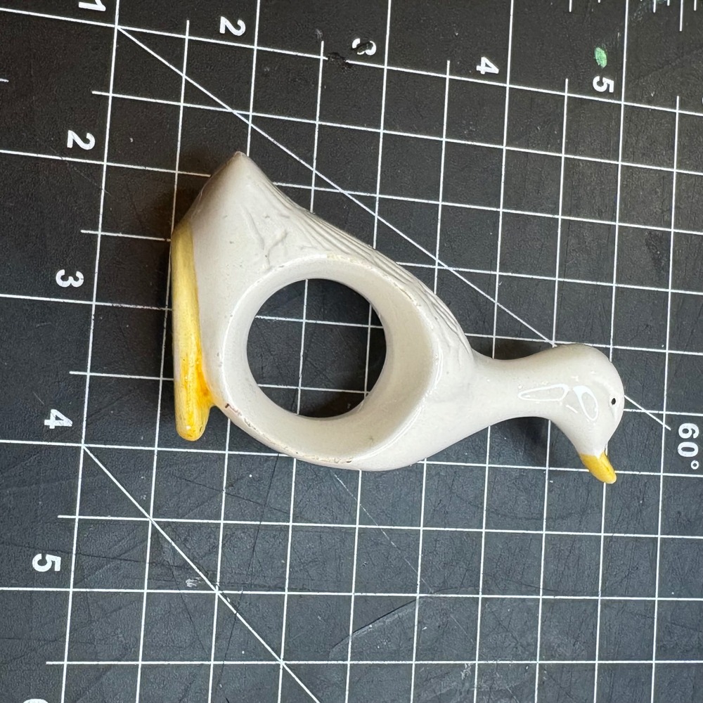 Vintage‎ 1983 Ron Gordon Designs Ceramic Duck Napkin Ring White Goose Farmhouse